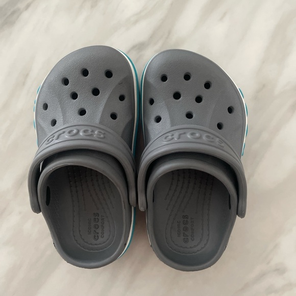 Toddler crocs - Picture 1 of 2